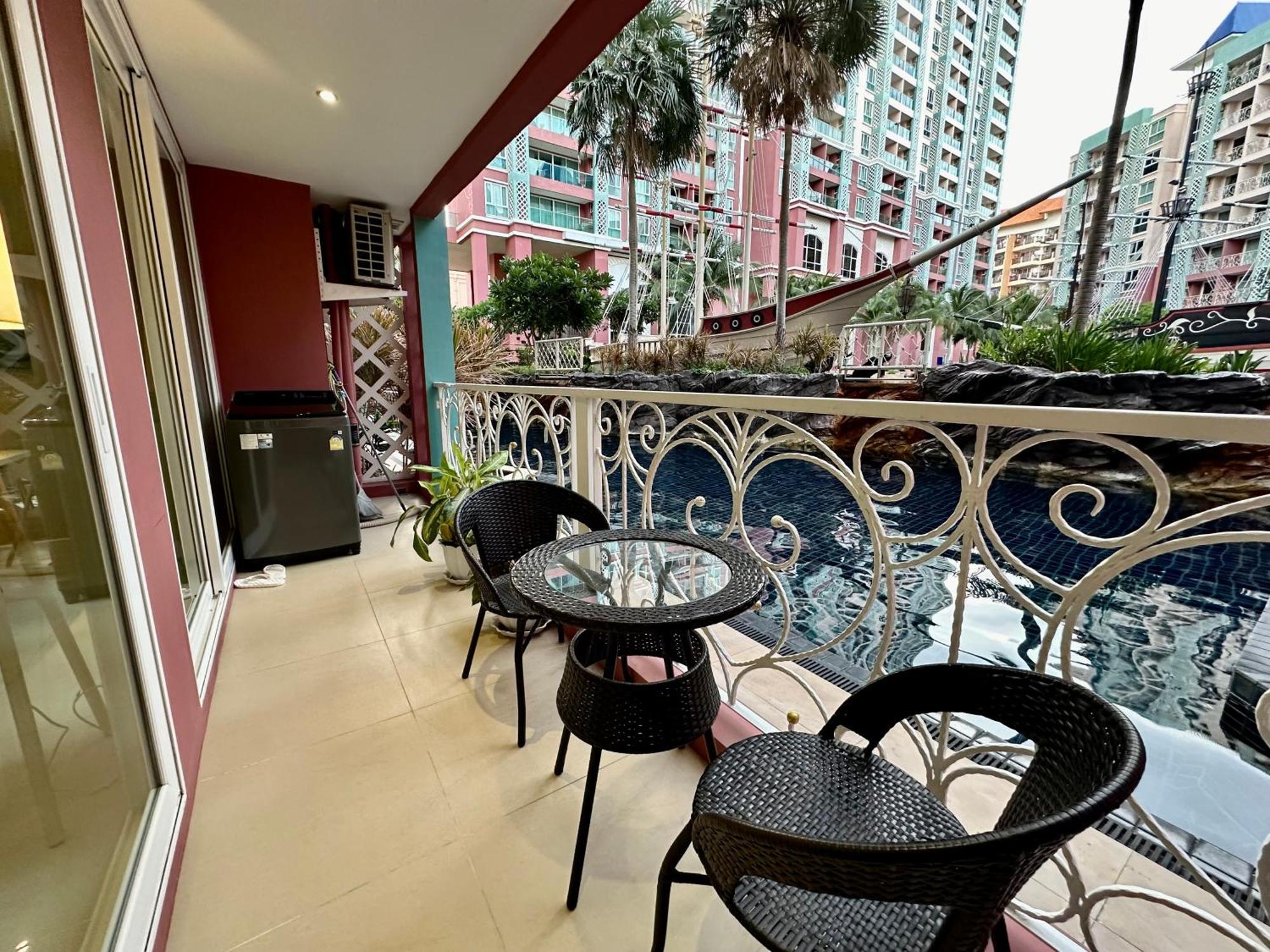 Grande Caribbean Resort Pattaya Extérieur photo
